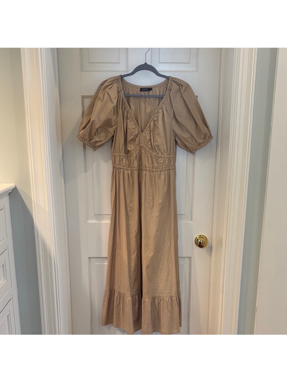 Vineyard Vines Tan Puff-Sleeve Midi Dress